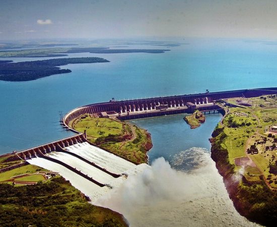 Paraguai investiga espionagem da Abin em negociações da Usina de Itaipu