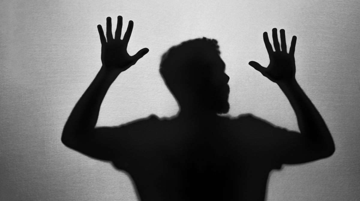 Fascismo e a Retórica da Empatia Suicidária: Um Retorno às Sombras da História