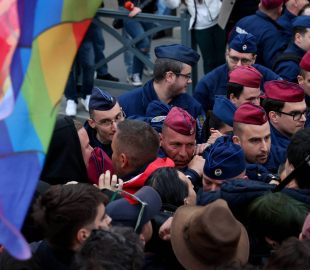 Hungria aprova emenda constitucional fixando gênero masculino e feminino na Constituição