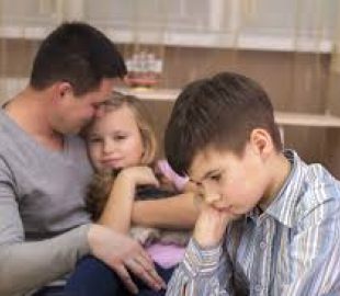 Descobrindo a Verdade sobre Filhos Favoritos: Impactos na Vida Familiar e na Saúde Mental